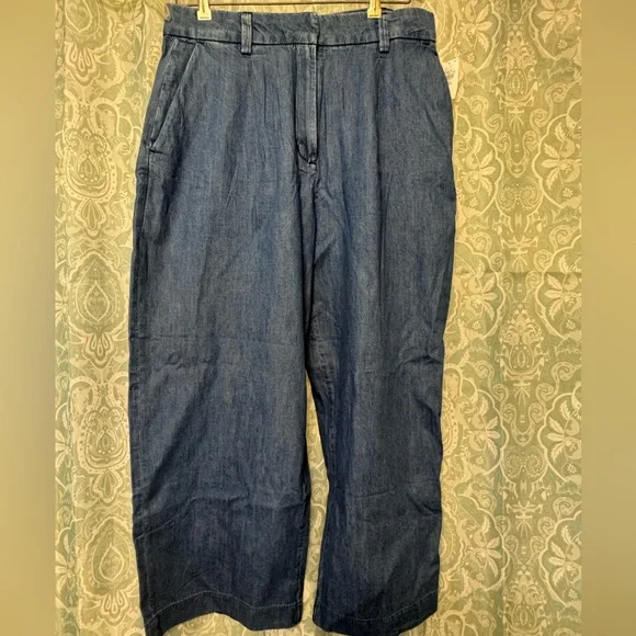 Old Navy Wide Leg Adjustable Waist Jeans - Picture 1 of 9